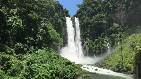  Quimonda Falls: Una cascata spettacolare nascosta nelle profondità della natura filippina!