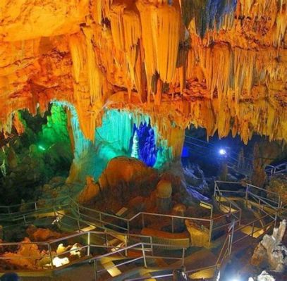  Goa Gong! Un Rifugio di Spiritualità e Bellezza Naturale a Yogyakarta