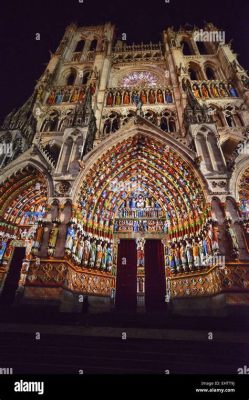 La Cattedrale di Amiens: Un gioiello gotico scintillante sotto le stelle del Picardy!